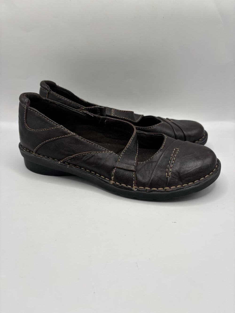 Clarks Bendables Mary Jane Brown Leather Flats Women Size 6.5
